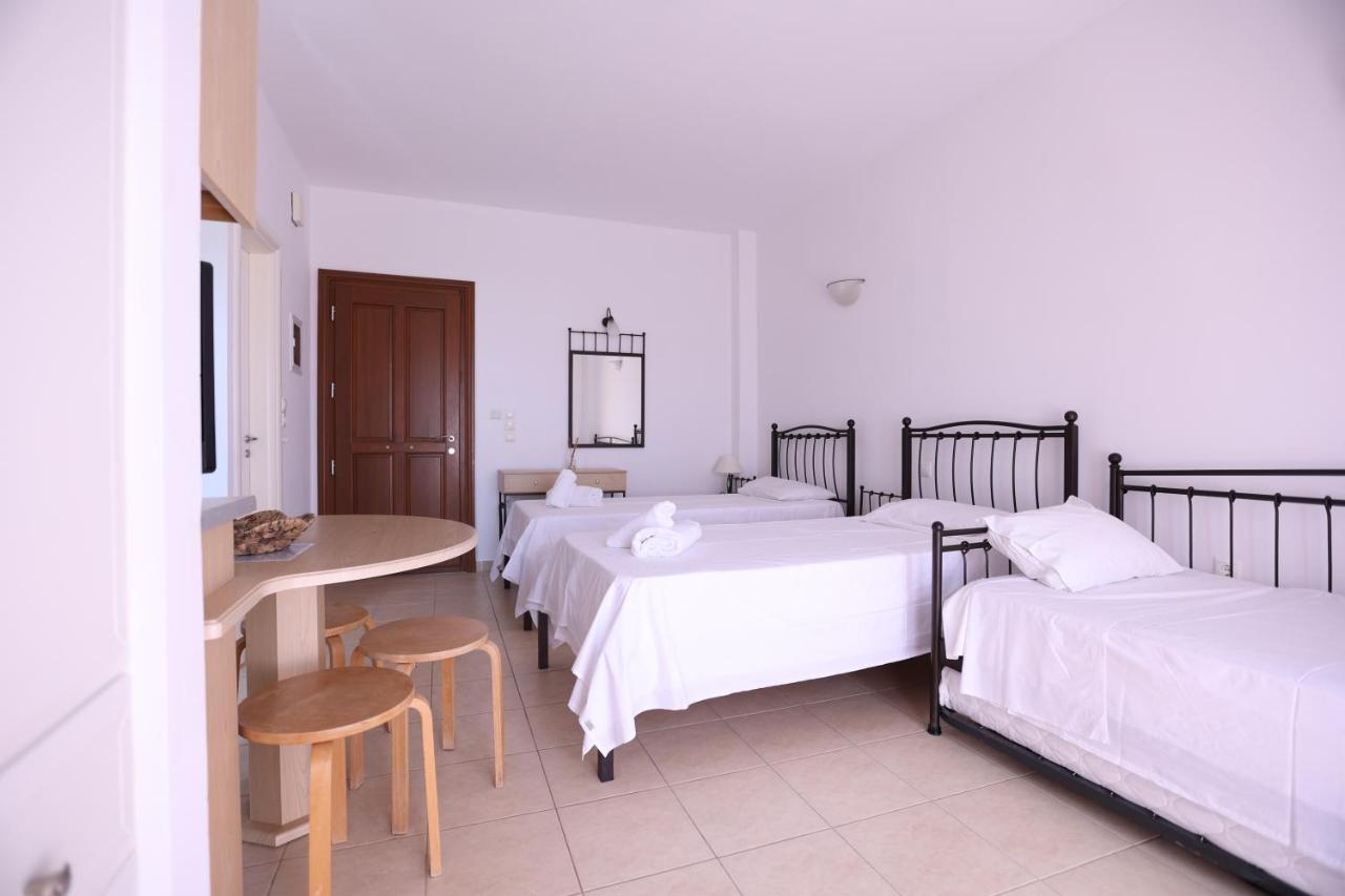 Apartamento Seaside Gialova Pilos Exterior foto